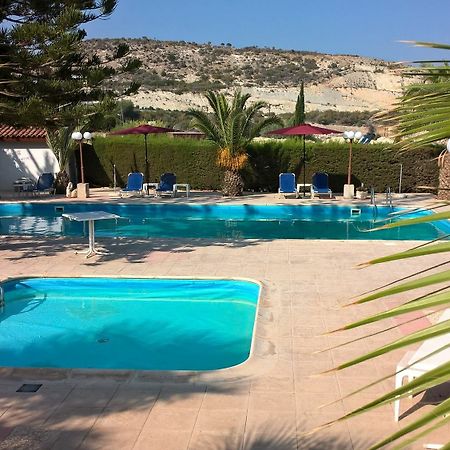 Rantzo Holiday Apartments Pissouri Exterior photo